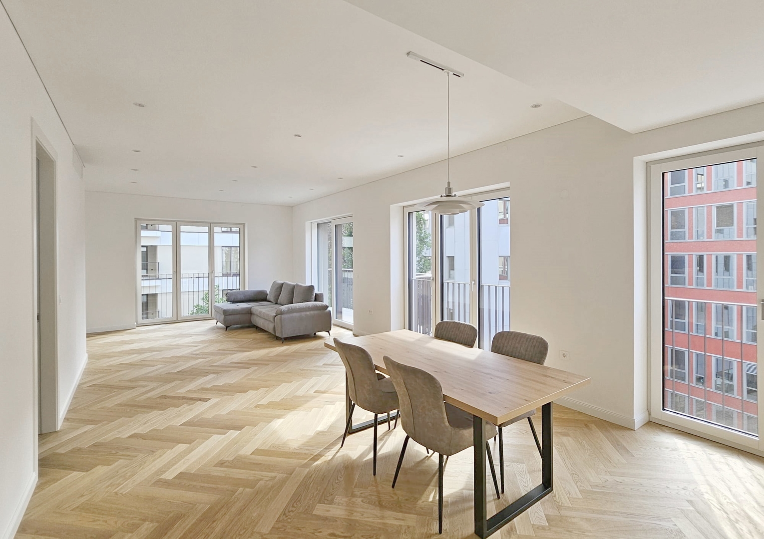 Ekskluzivno 2-sobno stanovanje v palači Schellenburg